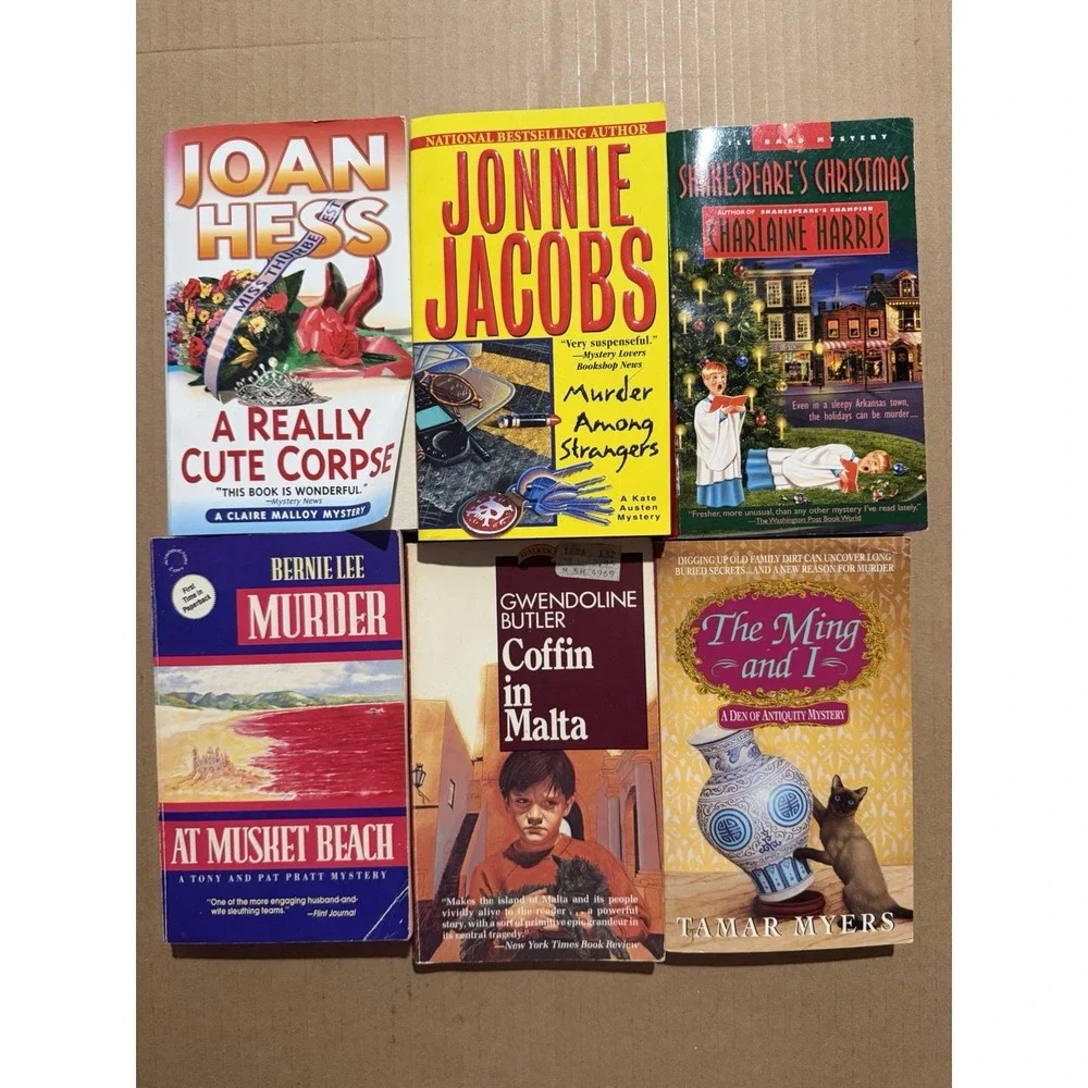 Lot of 10 random murder‎ mystery novel paperback books, various authors B29